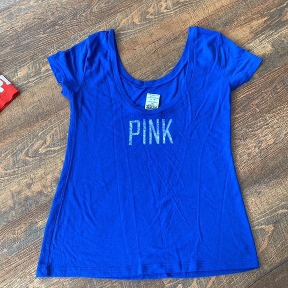 Phillies and VS Pink Shirt Bundle - Picture 3 of 7